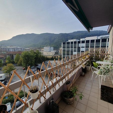 Charming Penthouse Near Como Lake Chiasso Εξωτερικό φωτογραφία
