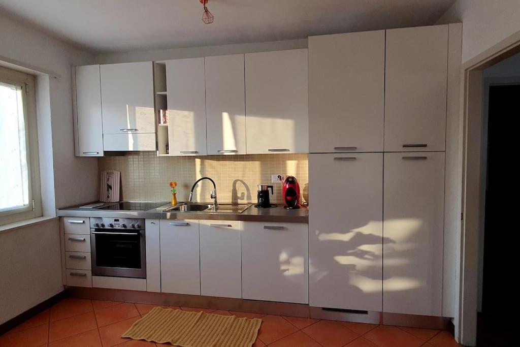 Charming Penthouse Near Como Lake Chiasso Εξωτερικό φωτογραφία