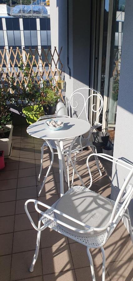 Charming Penthouse Near Como Lake Chiasso Εξωτερικό φωτογραφία